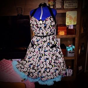NWT HELL BUNNY VIXEN SUGAR SKULLS DRESS SIZE 4X